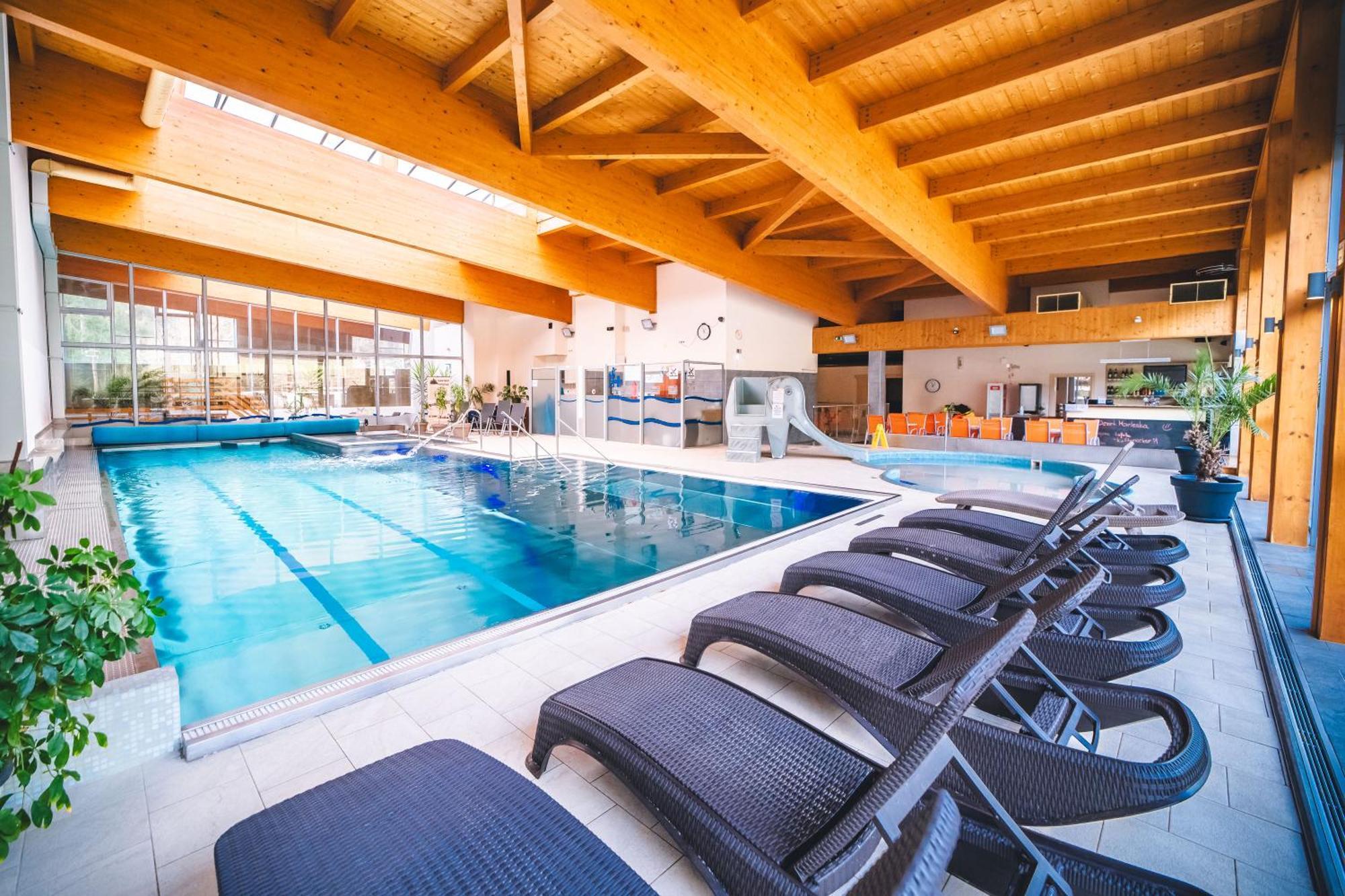 Wellness & Spa Hotel Certov Екстер'єр фото