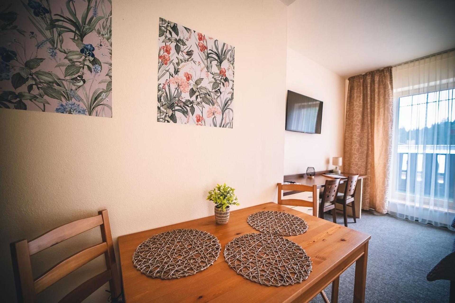 Wellness & Spa Hotel Certov Екстер'єр фото