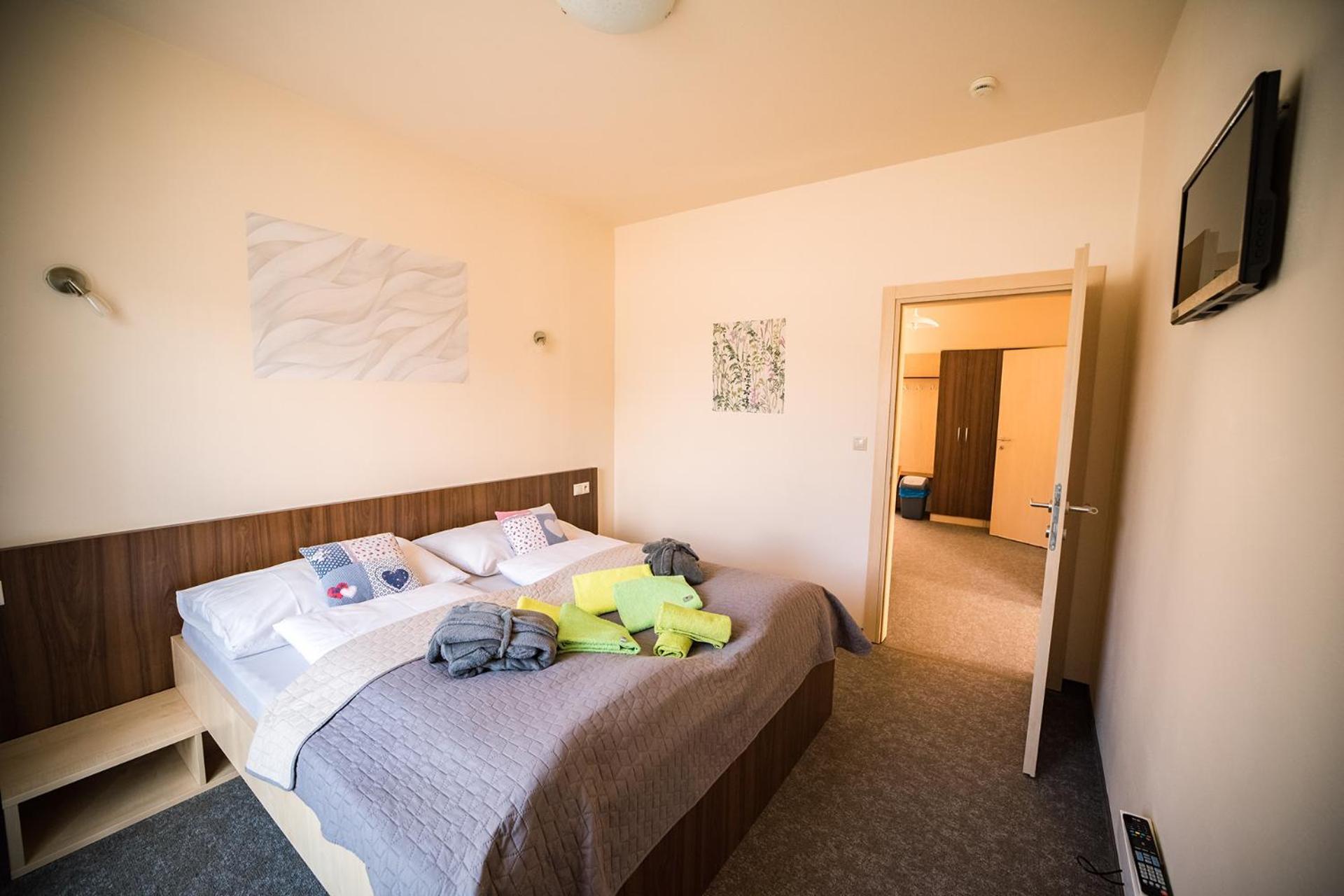 Wellness & Spa Hotel Certov Екстер'єр фото
