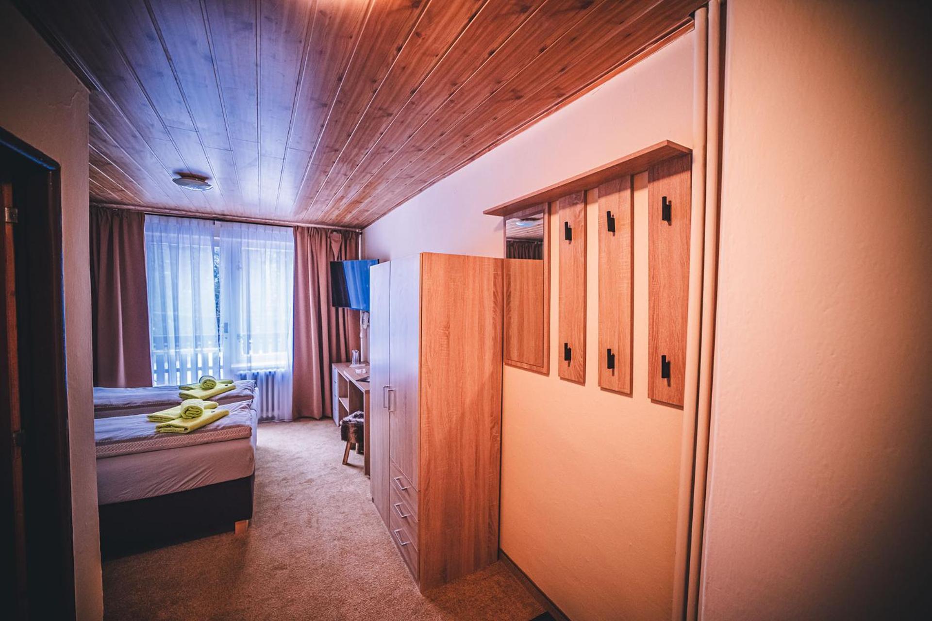 Wellness & Spa Hotel Certov Екстер'єр фото