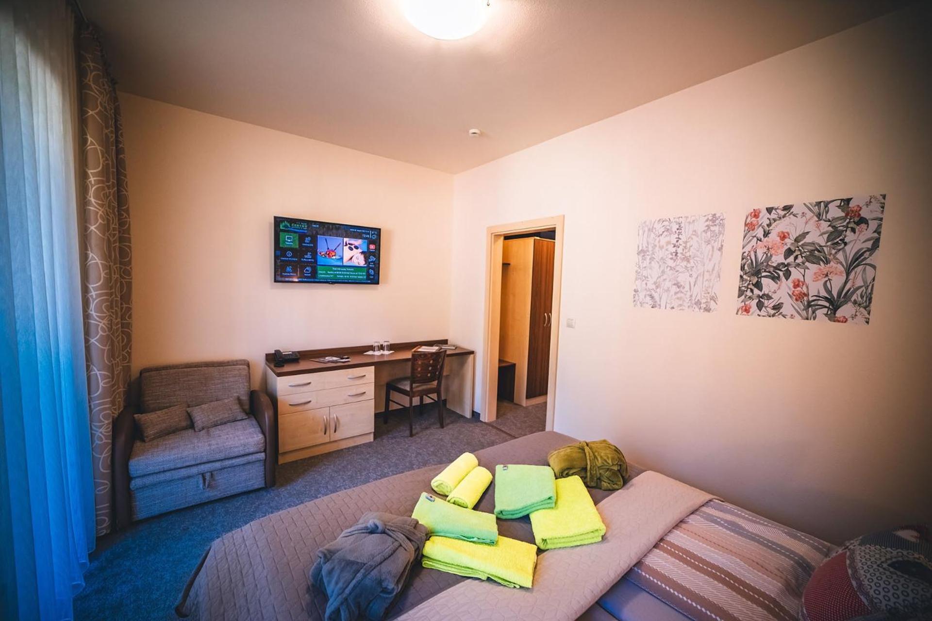 Wellness & Spa Hotel Certov Екстер'єр фото